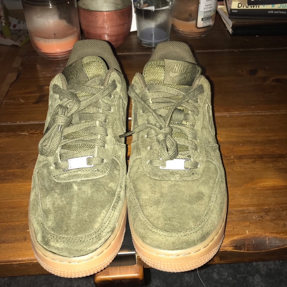 AF1